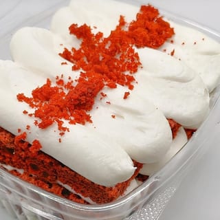 Red Velvet Cake with Cream Cheese Frosting 16 oz (Cake Box)