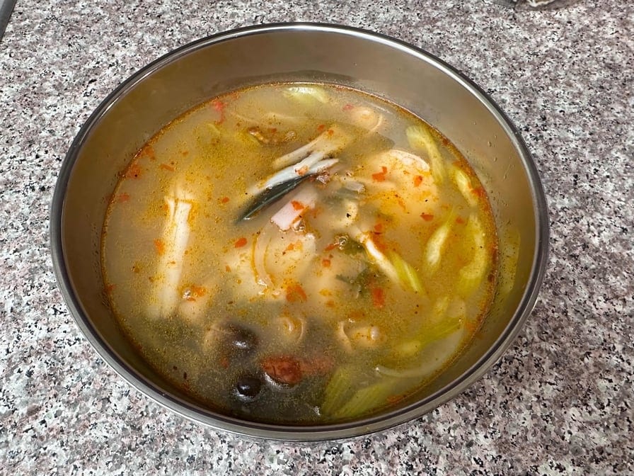 Tom Yum Seafood Soup 32 oz.