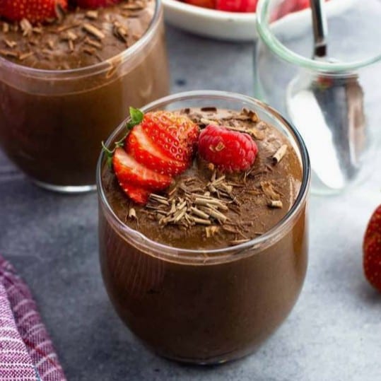 Chocolate Chia Pudding with Fresh Strawberry (Vegan).