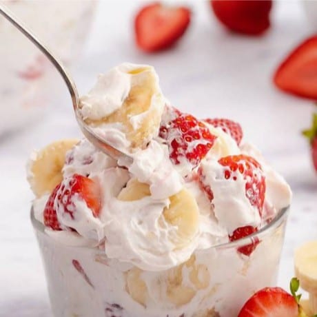 Strawberries Banana and Cream Cups Best Seller !!!.