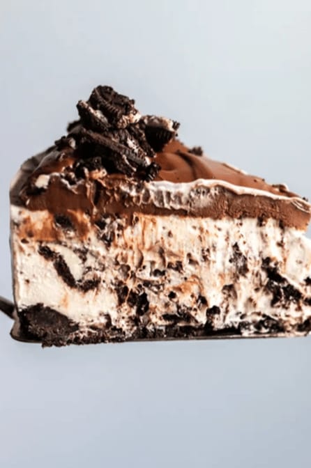 Oreo Cookie & Cream Cheesecake (New).