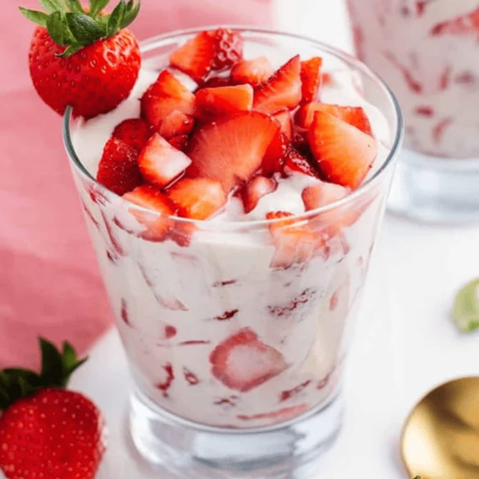 Strawberries and Cream Cups (New) Best Seller !!!.