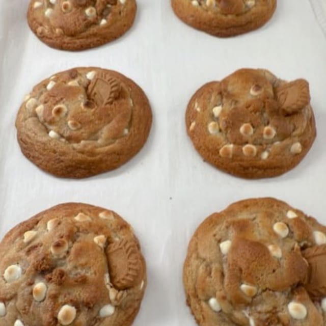 Dreamy Biscoff Bliss Cookie 2 Pieces Jumbo Size.