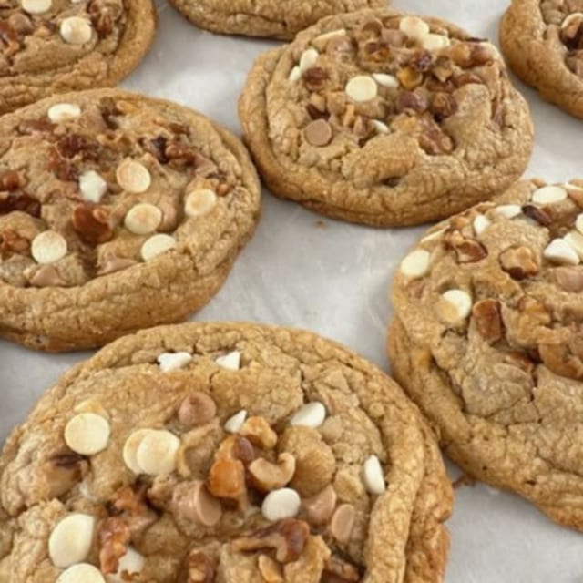 Mini But Mighty Box of 4 (Jumbo Size Cookies).