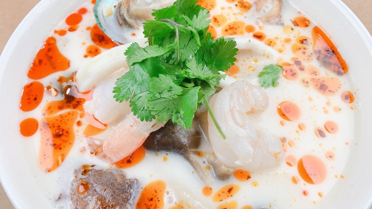 Tom Kha Talay - Seafood Soup (With Coconut Milk) 32 oz.