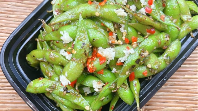 Spicy Garlic Edamame 1 Lb.